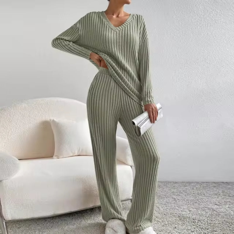 Kerry Ensemble Deux Pièces Confortable En Polyester Nylon Respirant À Côtes Pull Col V Pantalon Décontracté