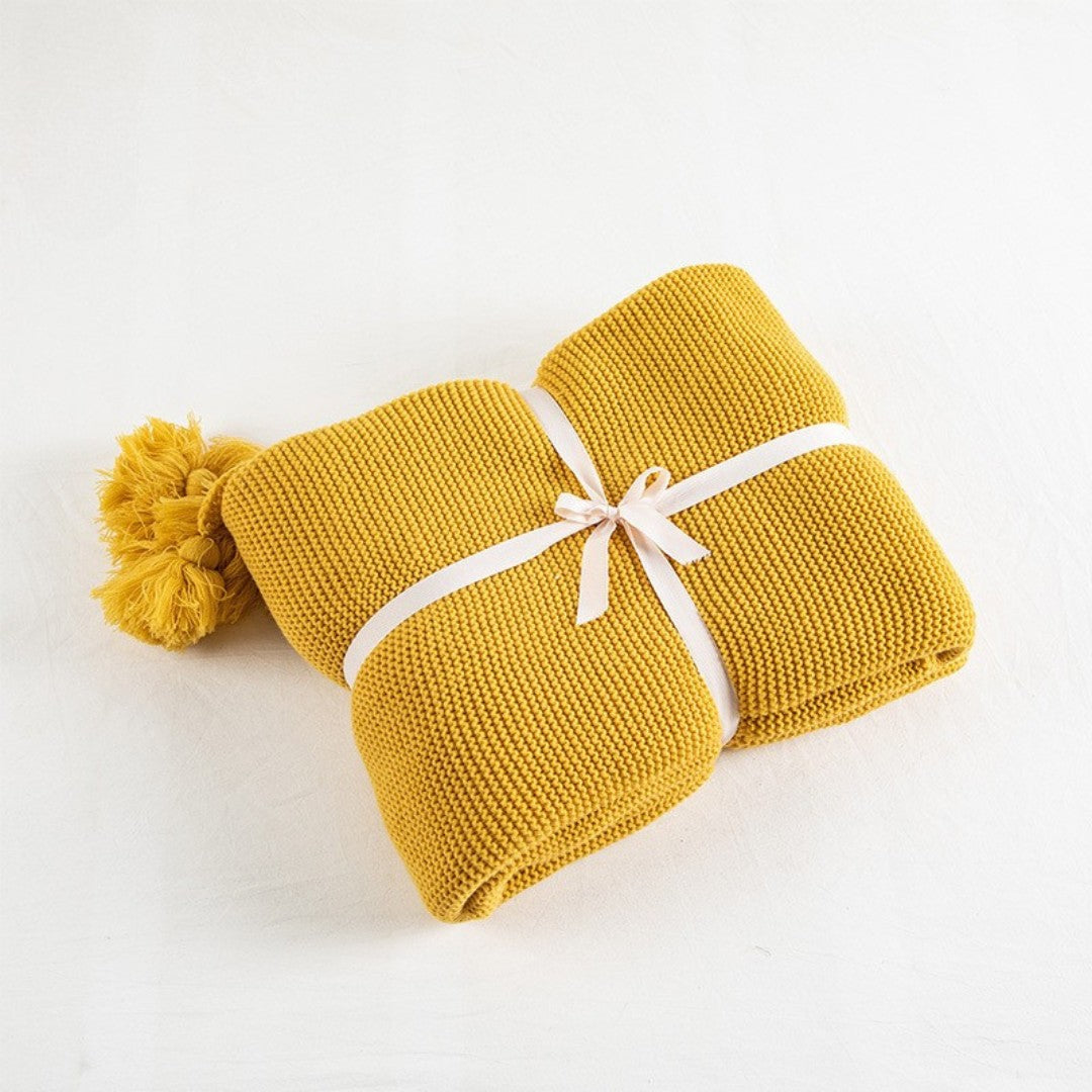 Couverture En Maille Minimaliste Avec Texture Épaisse Couleur Moutarde Pour Le Salon