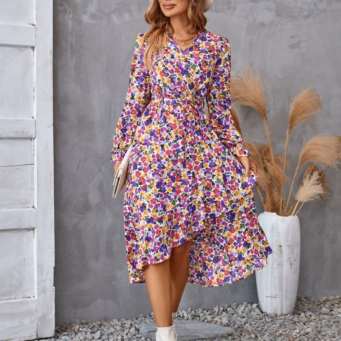 Damenkleid Shirley: Gerüschtes Blumenmusterkleid