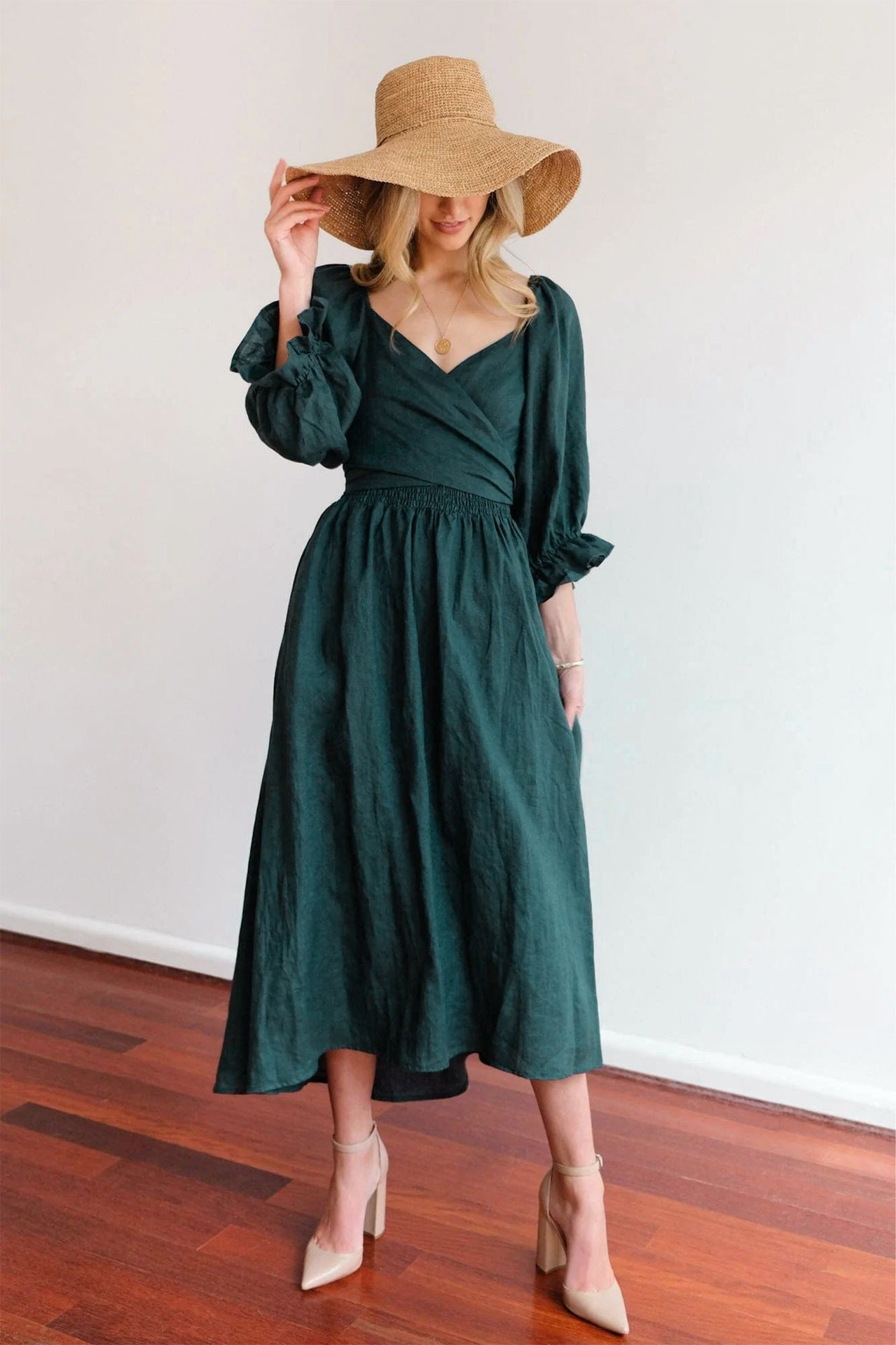 Elegantes Kleid von Fudus mit Bindegürtel