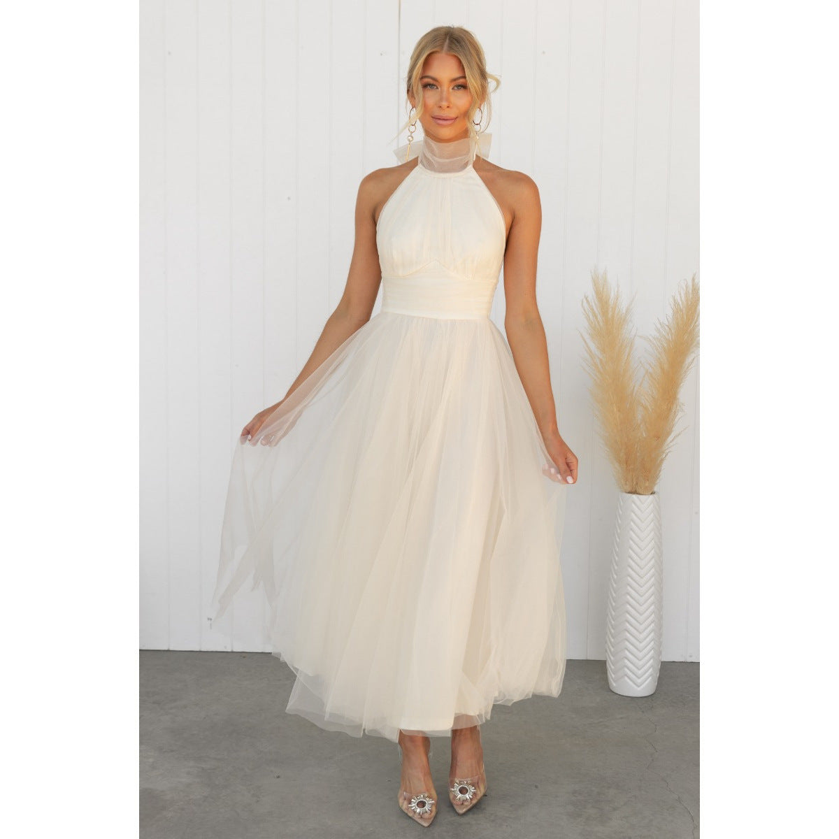 Damen-Kleid von Fudus mit Rollkragen aus Mesh, hängend