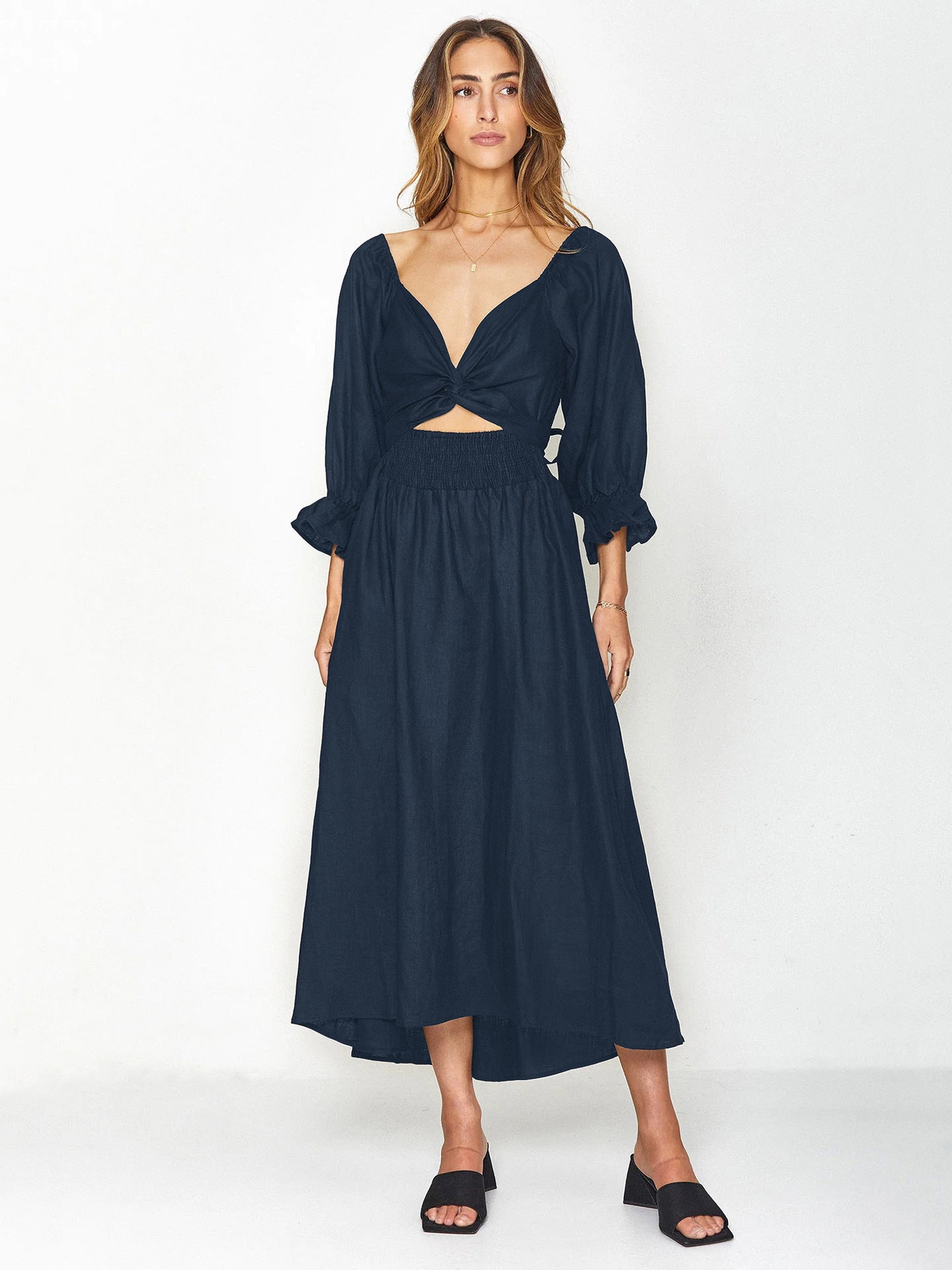 Elegantes Kleid von Fudus mit Bindegürtel