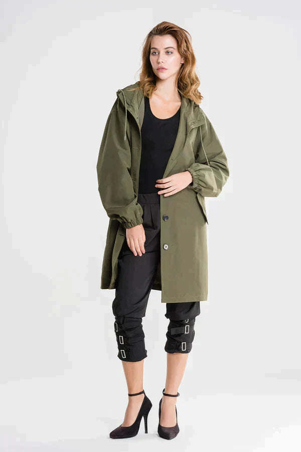 Veste de Pluie Femme à Capuche Coupe Décontractée Boutonnée Imperméable Léger et Confortable