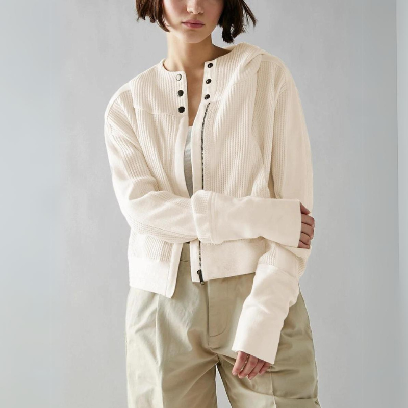 Sweat À Capuche Texturé Moderne Sans Effort Avec Fermeture Zip Hybride Bouton Unique Et Coupe Courte Léger Mais Chaud