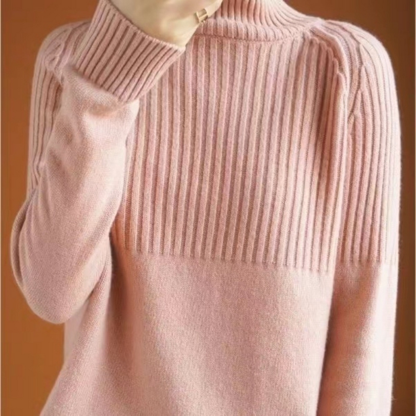 ADELINE Pullover mit hohem Kragen