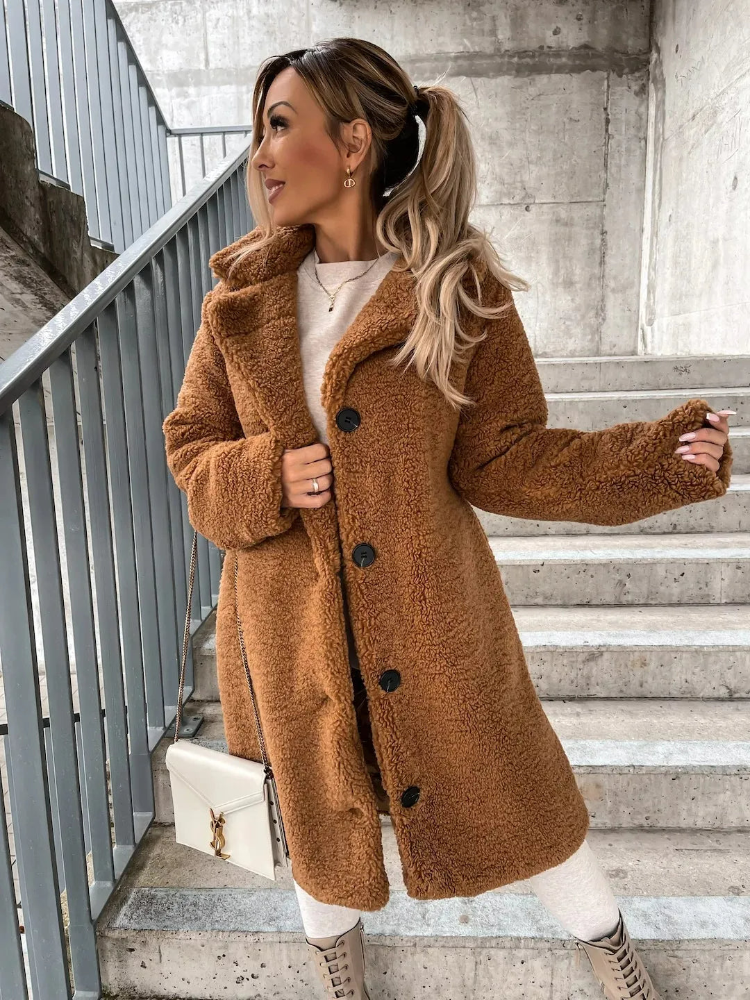 Emma Manteau Trench Peluche Élégant Pour Femme Chaud et Confortable Idéal Pour Journées Froides Hivernales