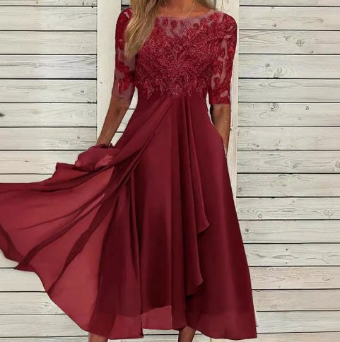Damenkleid aus Chiffon mit Stickerei, Spitze und Aussparungen von Fudus