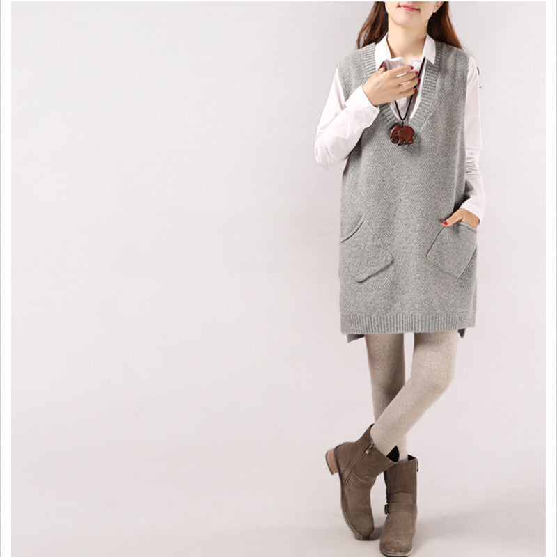 Damen Strickweste mit V-Ausschnitt und aufgesetzten Taschen Amawinc