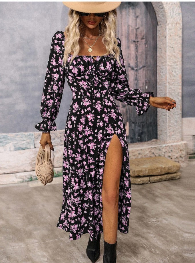 Blumenkleid mit langen Ärmeln und Schlitz von Rachael