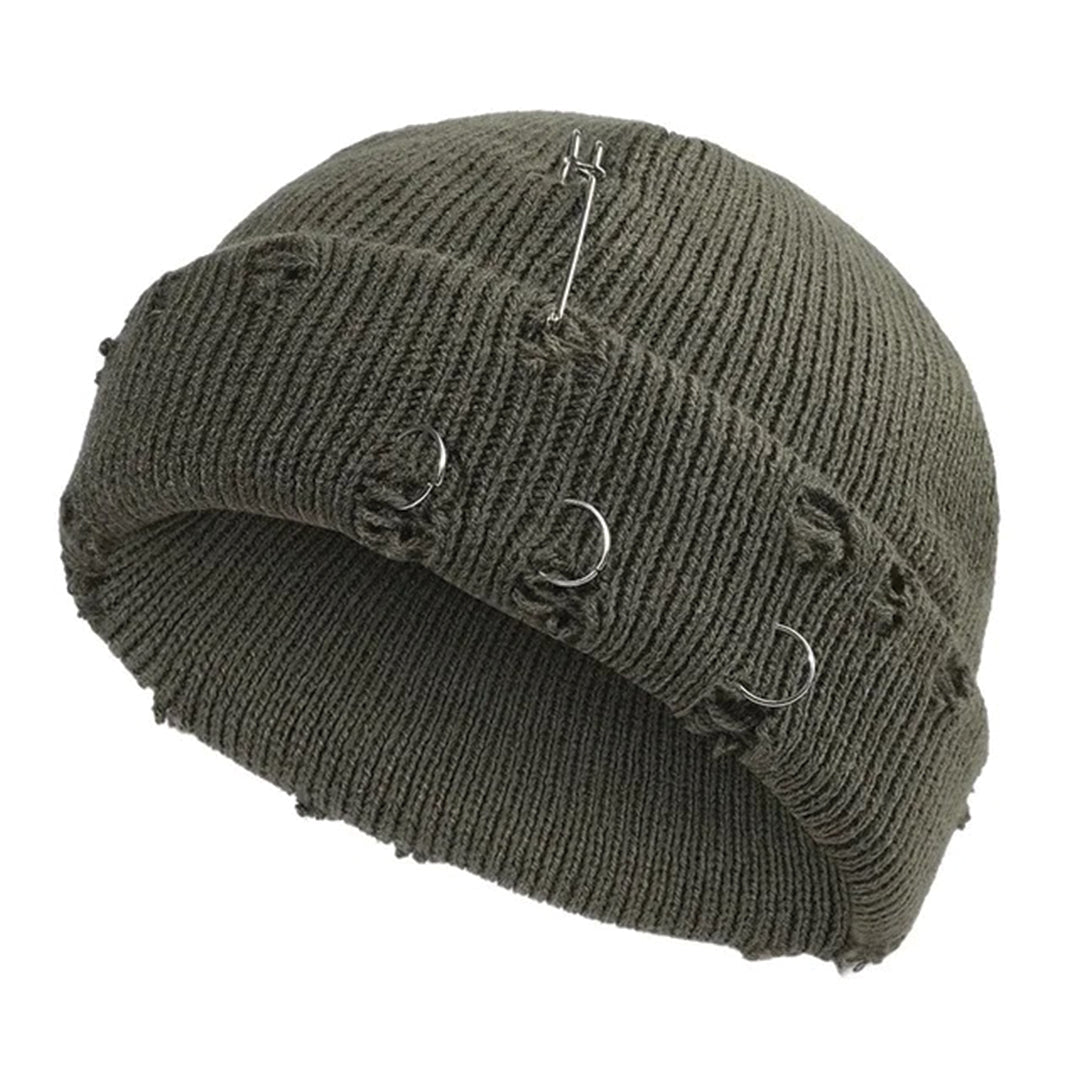Bonnet Distress En Coton Riot Avec Anneaux Métalliques Pour Un Style Rebelle Disponible En Neuf Coloris