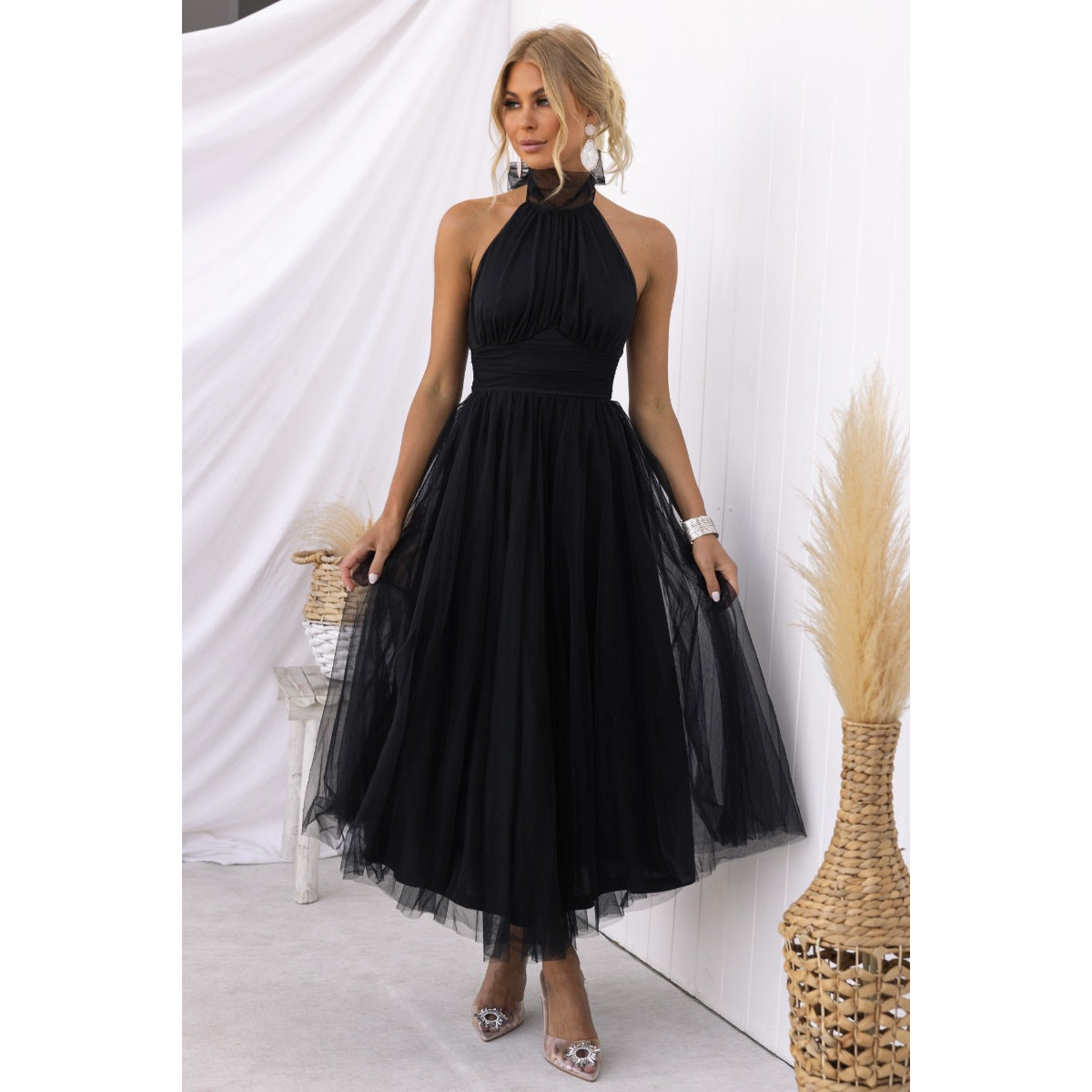 Damen-Kleid von Fudus mit Rollkragen aus Mesh, hängend