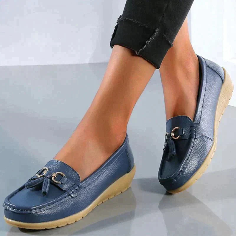 Einfache Leder-Slipper-Wanderschuhe Azami