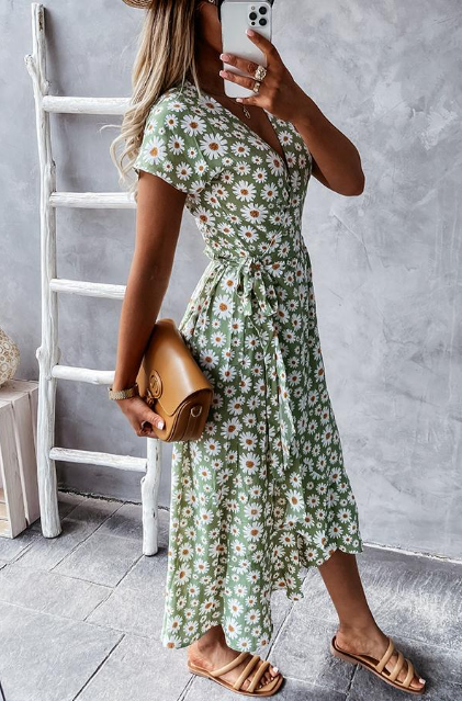 Blumenkleid Arlette im Midi-Schnitt
