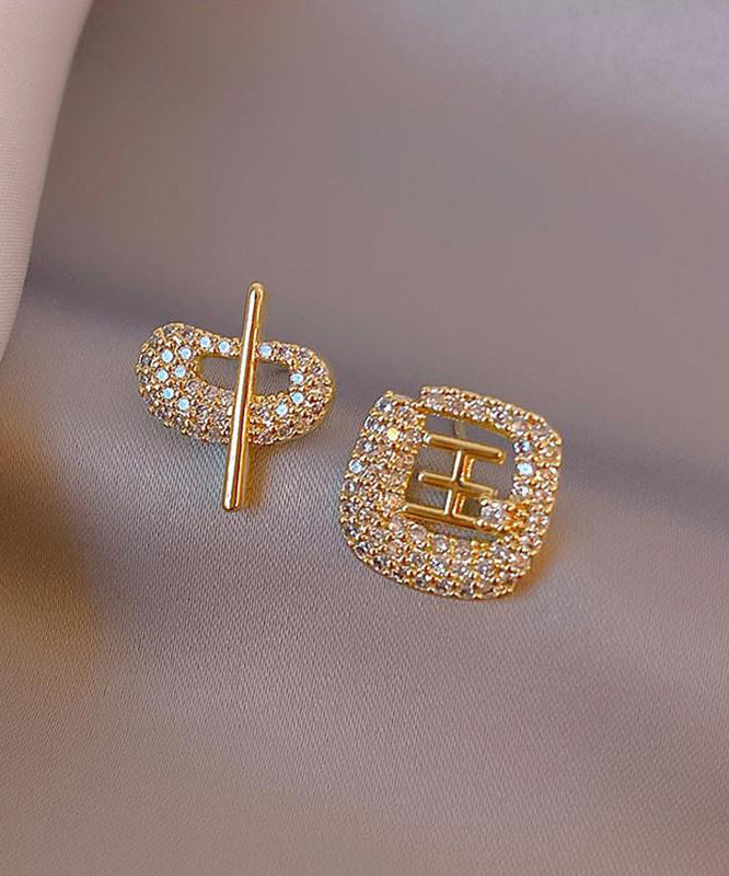 Boucles d'oreilles à clous asymétriques en or 14 carats avec zircons et caractères chinois - Amawinc