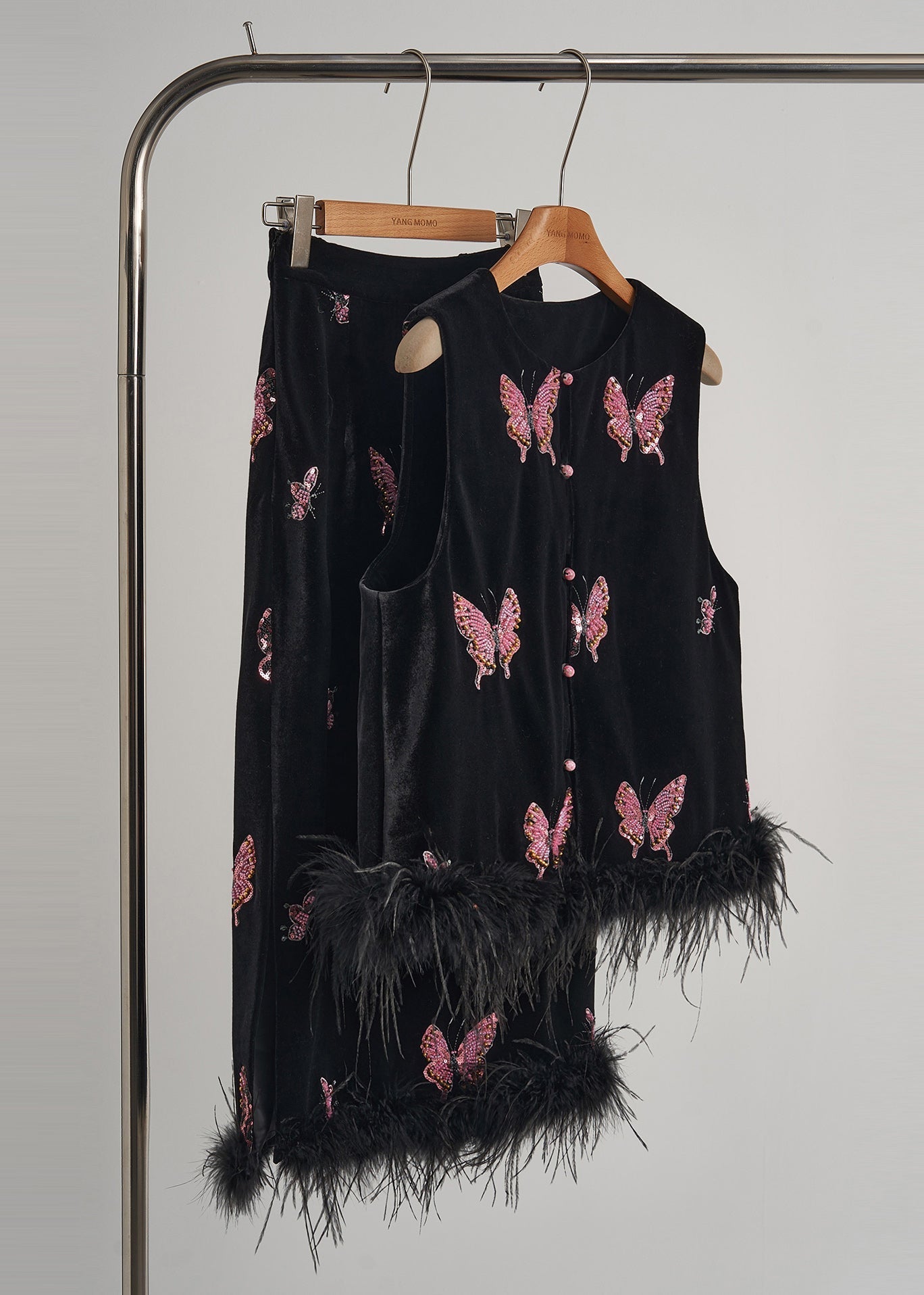  - Amawinc