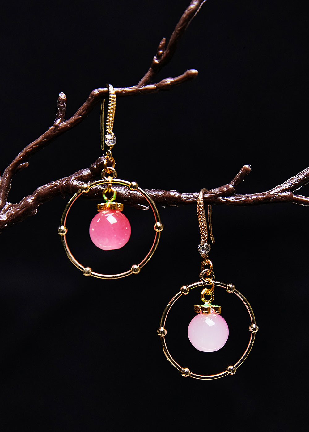 Magnifiques boucles d'oreilles pendantes à dorure circulaire en cristal rose - Amawinc