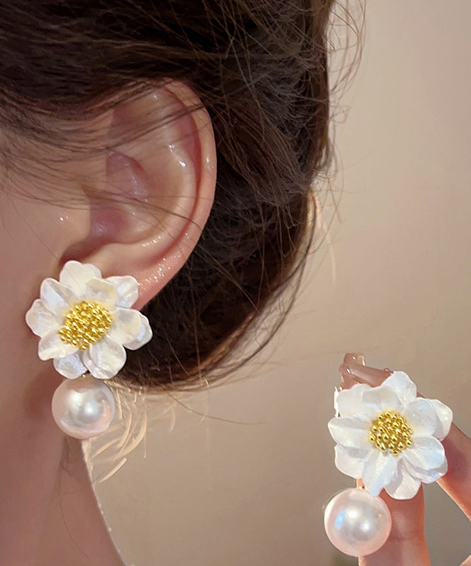 Magnifiques boucles d'oreilles pendantes florales en alliage acrylique blanc avec perles - Amawinc