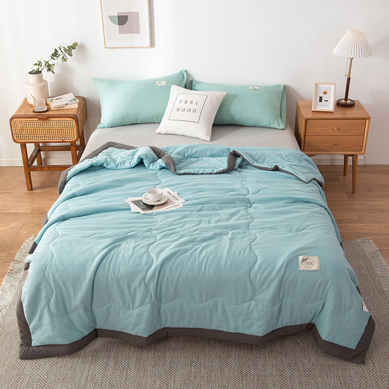 Couette Minimaliste En Coton Respirant Avec Motif Cousu Pour Sommeil Frais Et Détente