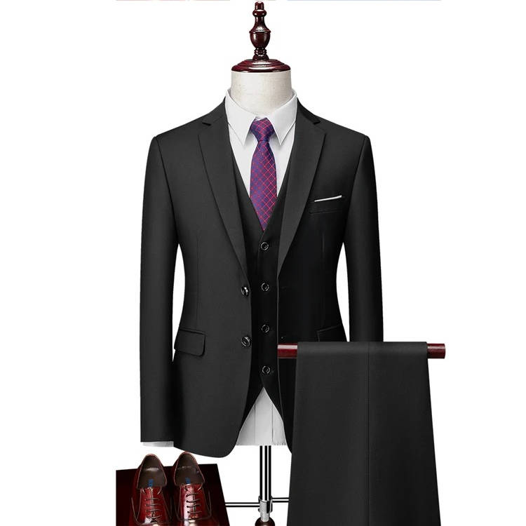 Smoking Trois Pièces Classique Avec Gilet Pour Mariages Et Événements Professionnels