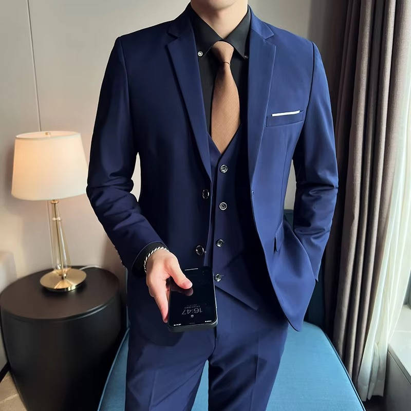 Costume Trois Pièces Slim Fit Pour Hommes Pour Affaires Et Événements Formels Pour Professionnels
