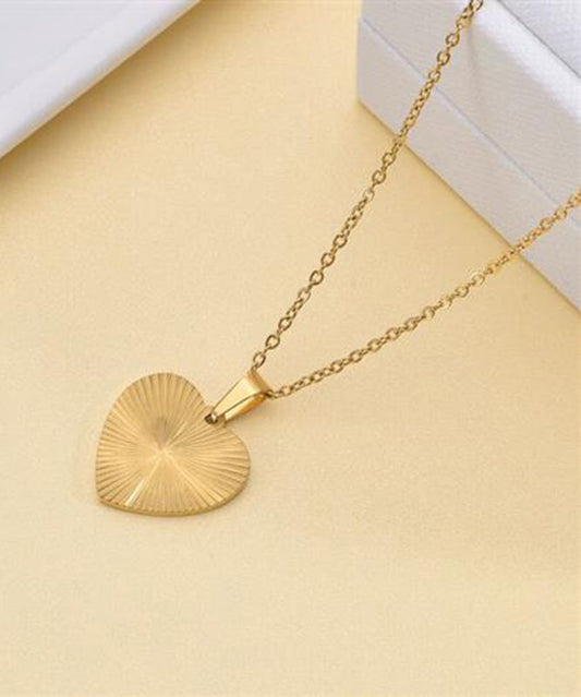 Collier Boho avec pendentif en alliage de métal doré et motif amour froissé - Amawinc