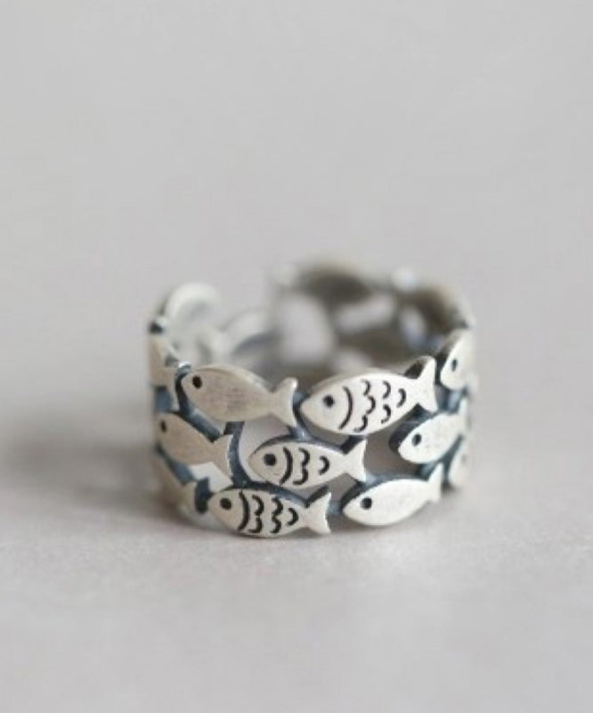 Bagues brèves en soie et argent sterling avec petits poissons ajourés - Amawinc