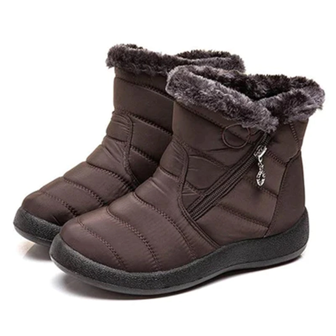 Edle, warme Winterstiefel für Damen von MARTYNA