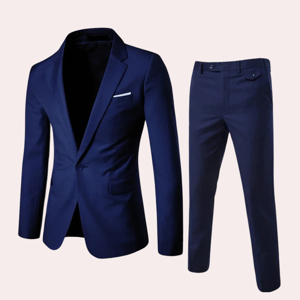 Ensemble Costume Slim Fit Bordeaux Avec Blazer À Bouton Unique Et Pantalon Pour Tenue Formelle Ou Décontractée Chic