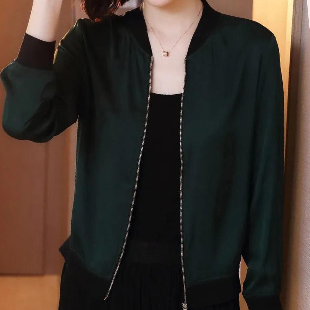 Edler, leichter Damenmantel von Vasilios für einen stilvollen Auftritt