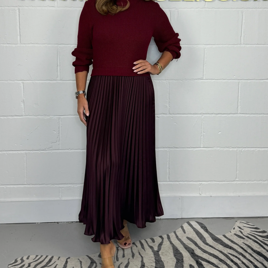 Ensemble Pull Maille Et Jupe Plissée Kathleen Pour Automne Et Hiver Élégant Et Confortable