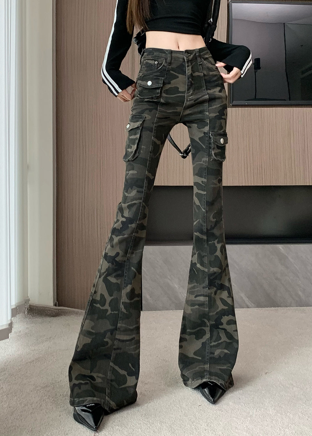 Pantalon évasé en denim vert camouflage chic et ajusté pour l'automne - Amawinc