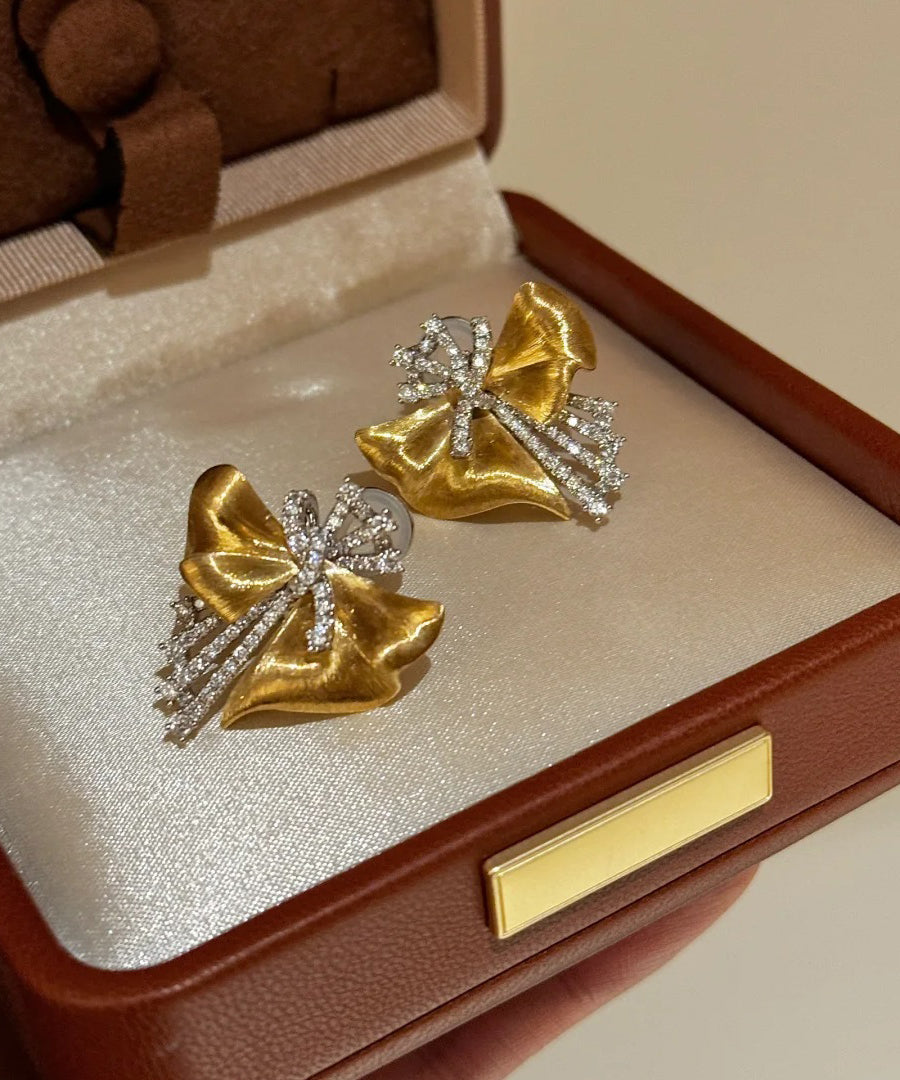 Boucles d'oreilles à tige asymétriques chics en or, cuivre et zircon - Amawinc