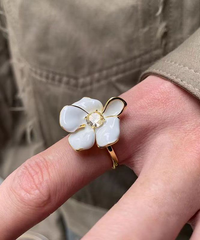 Bagues ouvertes chics en cuivre blanc avec zircons floraux surdorés - Amawinc