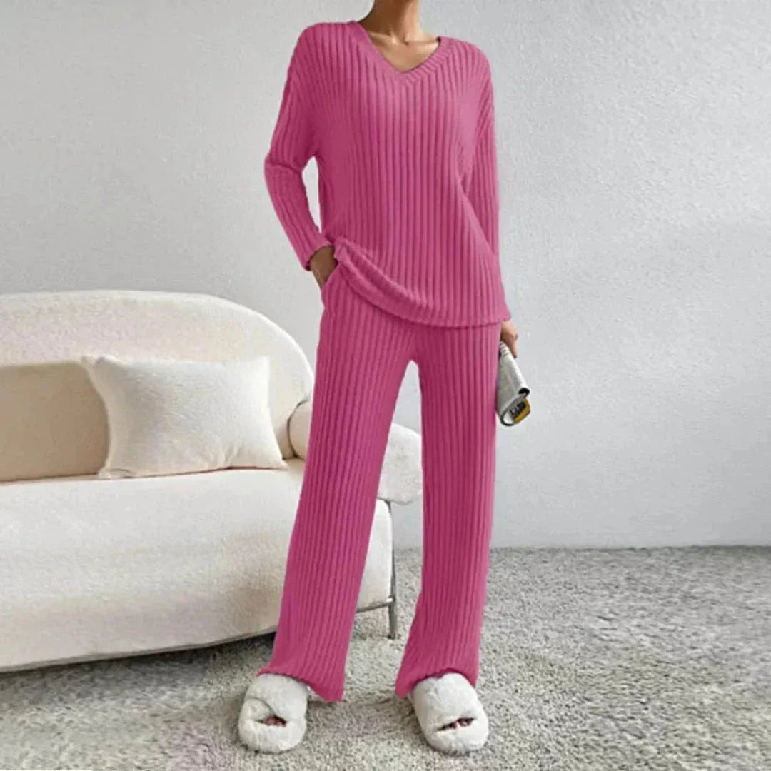 Ensemble Deux Pièces Loungewear Claire En Coton Mélangé Avec Pull Col V et Pantalon Large