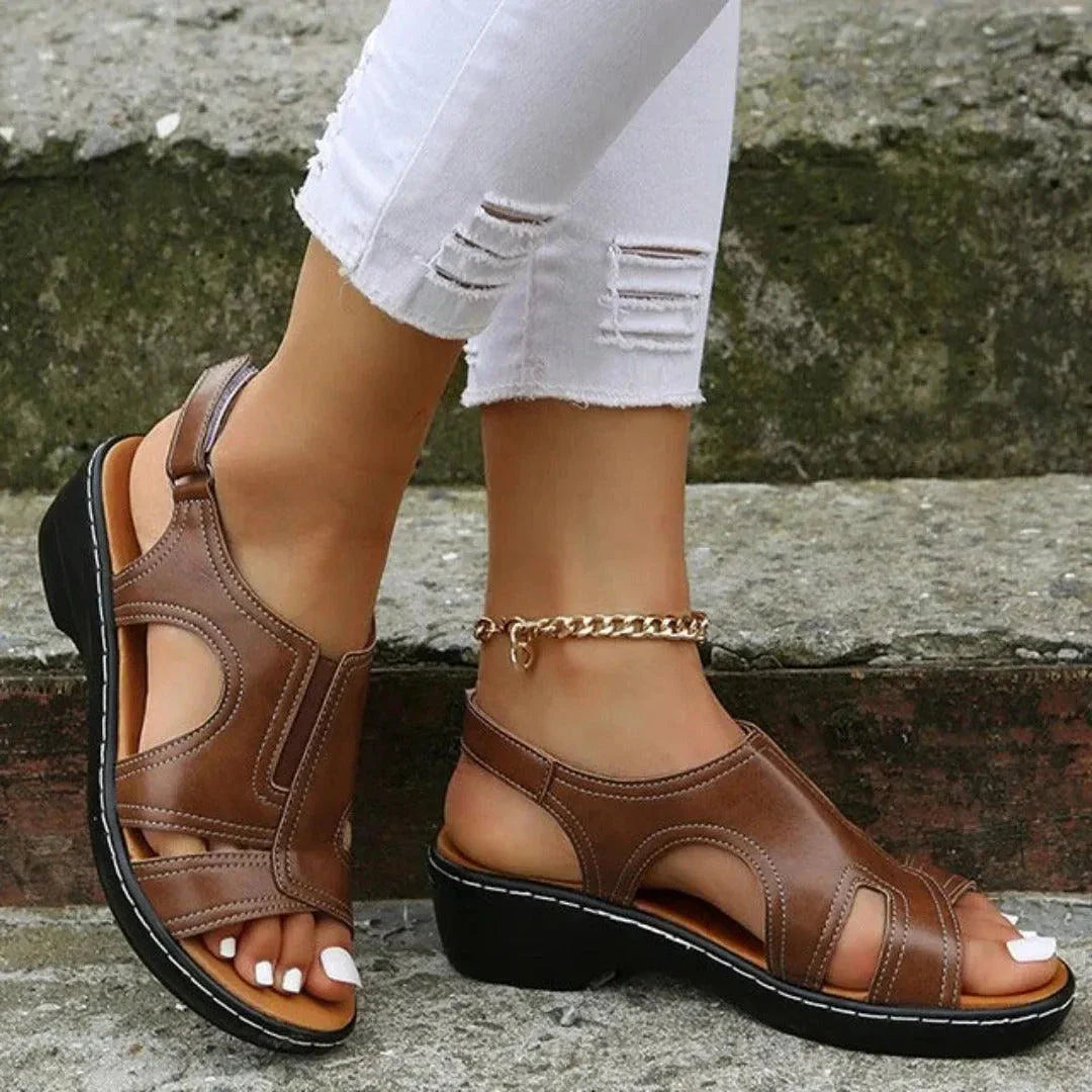 Sandales Orthopédiques Clara À Bout Ouvert Avec Bride Slingback Semelle Rembourrée Pour Confort Toute La Journée