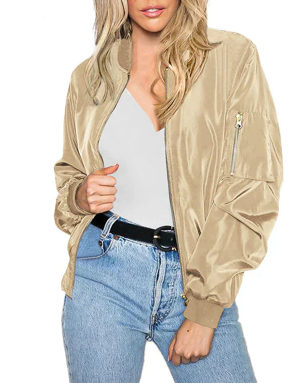 Avelena: Eine elegante, klassische Bomberjacke mit Taschen – ideal für alle Anlässe