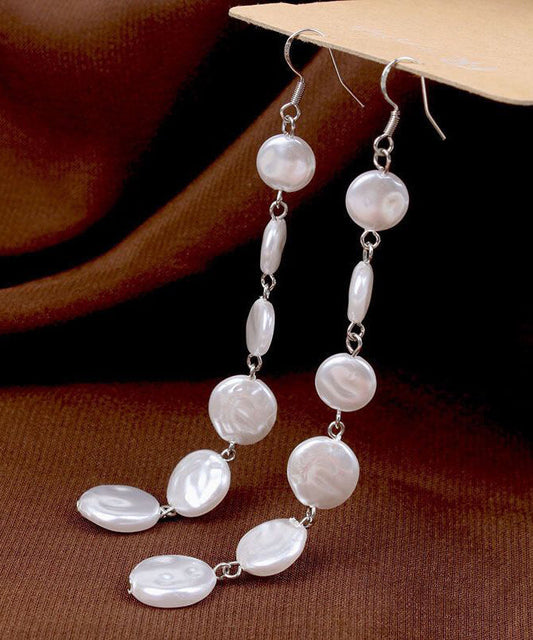 Boucles d'oreilles pendantes élégantes en argent sterling avec perles blanches - Amawinc