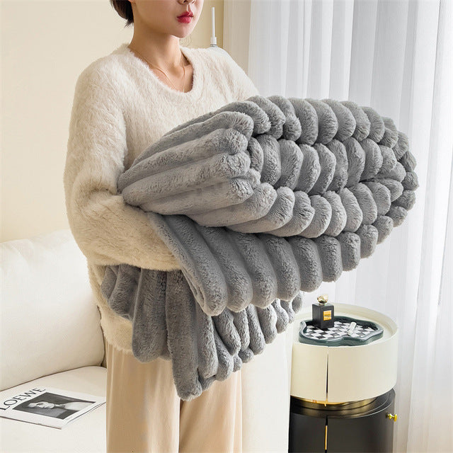 Jeté en Fausse Fourrure Contemporaine Douillet Pour Salon et Chambre Luxe Pour Décor Intérieur Moderne