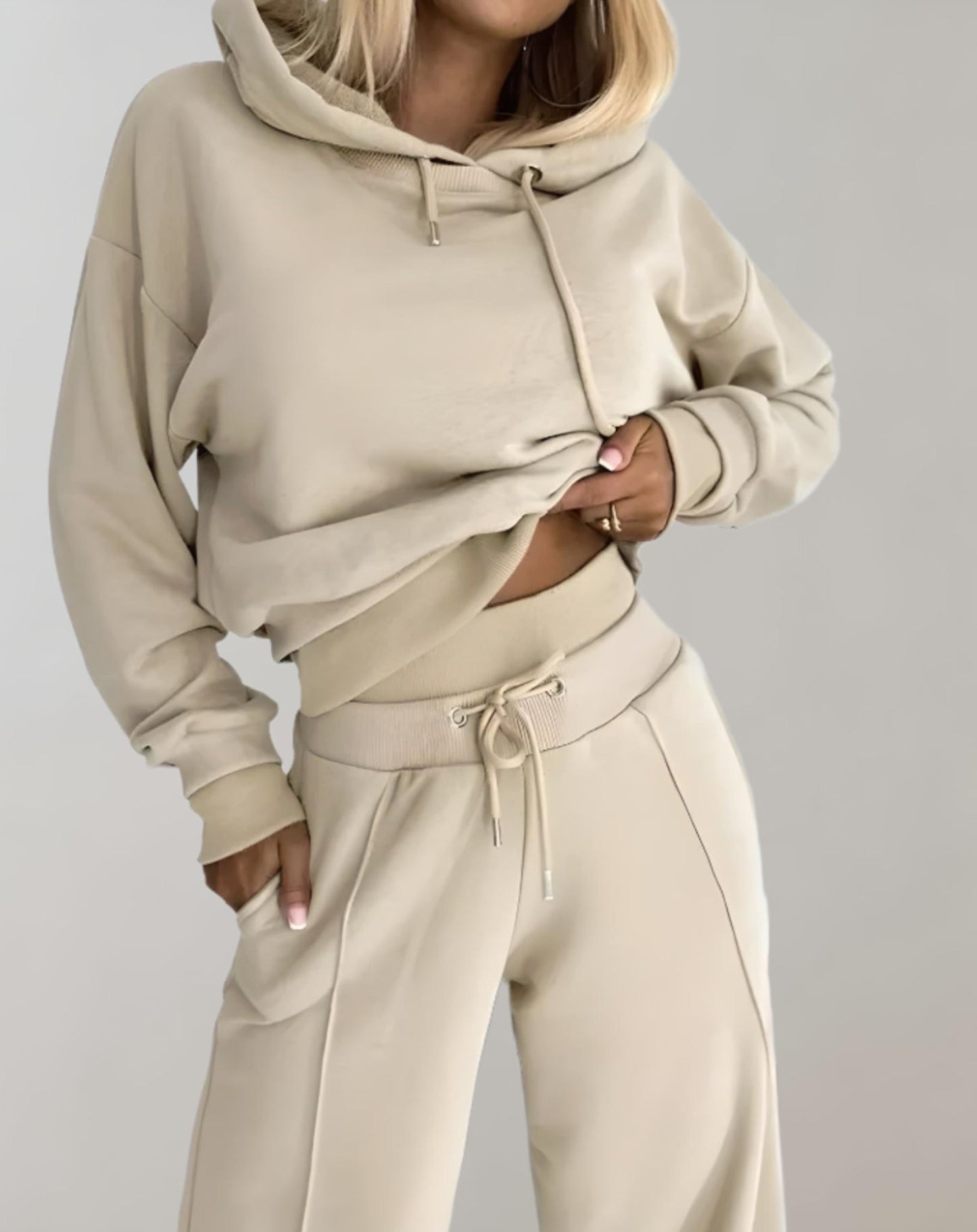 Ensemble Décontracté Pour Femme Avec Sweat À Capuche Et Pantalon À Cordons Alice Confort Quotidien Moderne