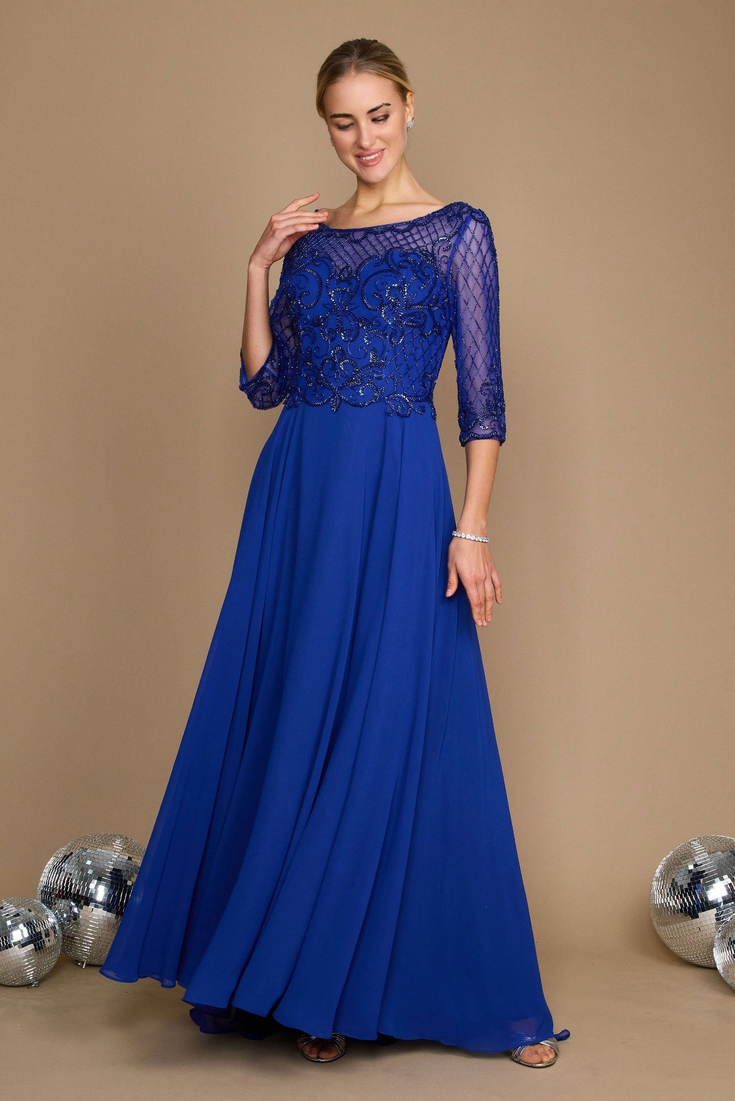 Robe Longue À Manches Longues Pour Mère De La Mariée Corsage Brodé À La Main Et Jupe En Chiffon