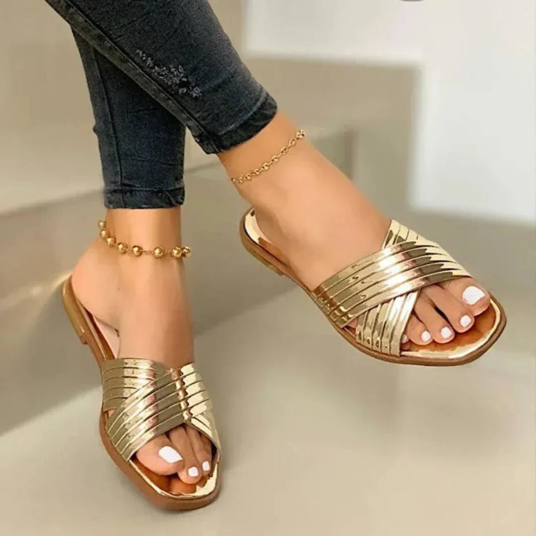 Sandales À Enfiler Croisées Effet Patent Luxe Pour Femme Confort Toute Journée Et Moderne