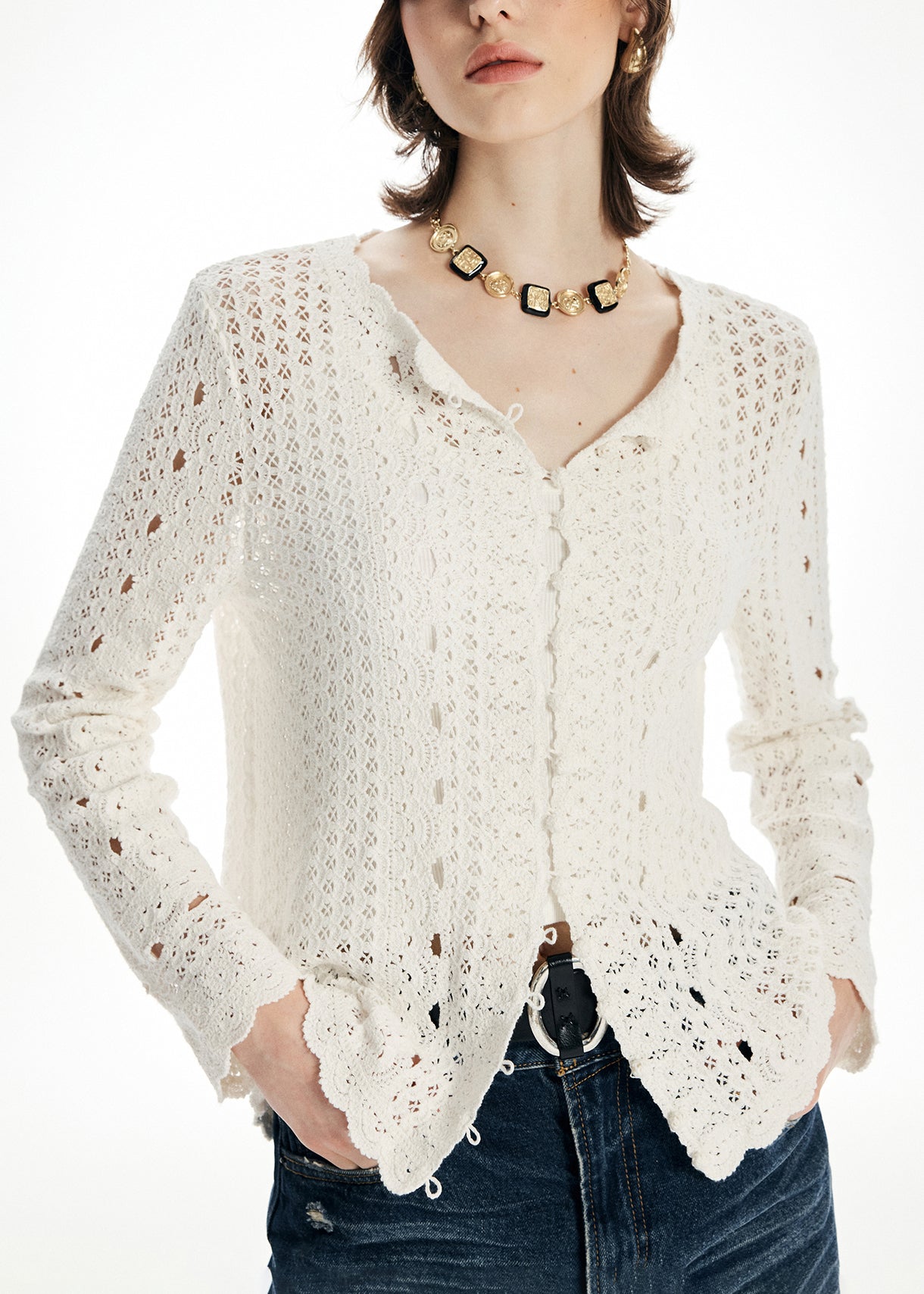 Élégant cardigan beige à col rond et ajouré en tricot pour l'automne - Amawinc
