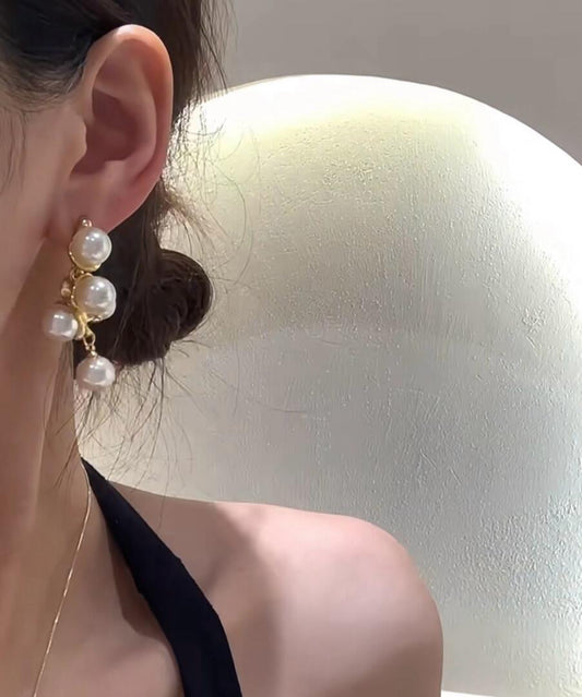 Boucles d'oreilles à tige élégantes en alliage de cuivre blanc et perles - Amawinc