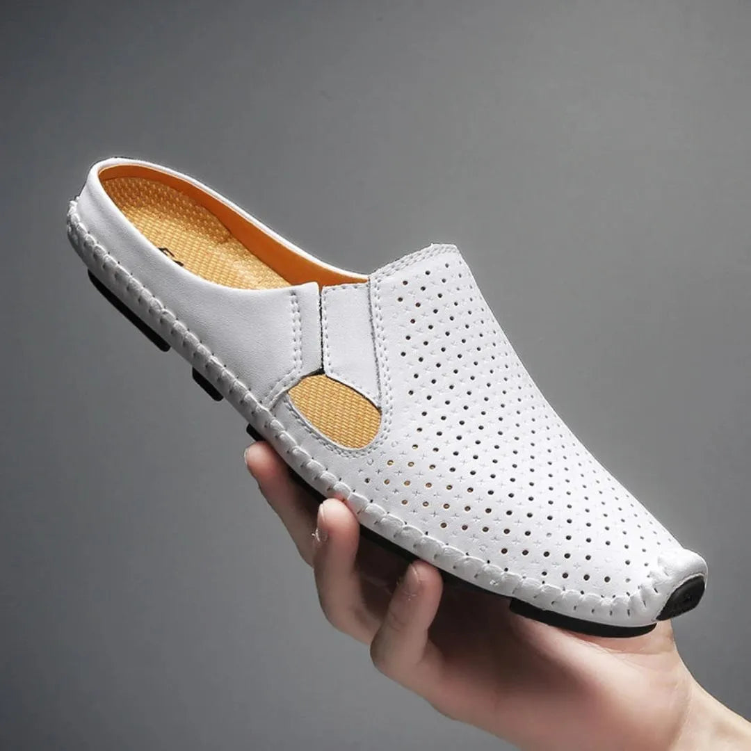Amawinc Eliano Mules AirWeave Perforées Cuir Synthétique Avec Semelle Rembourrée Et Confort Ventilé