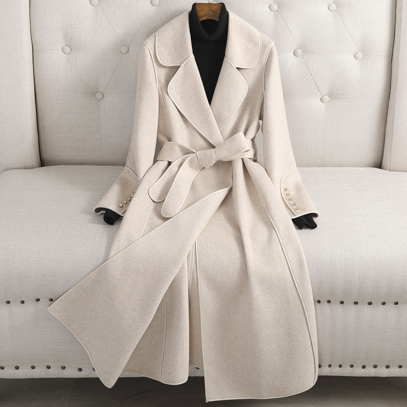 Manteau en Laine Elise Leroy Reversed Rhapsody Luxe Confort Design Innovant et Charme Supérieur