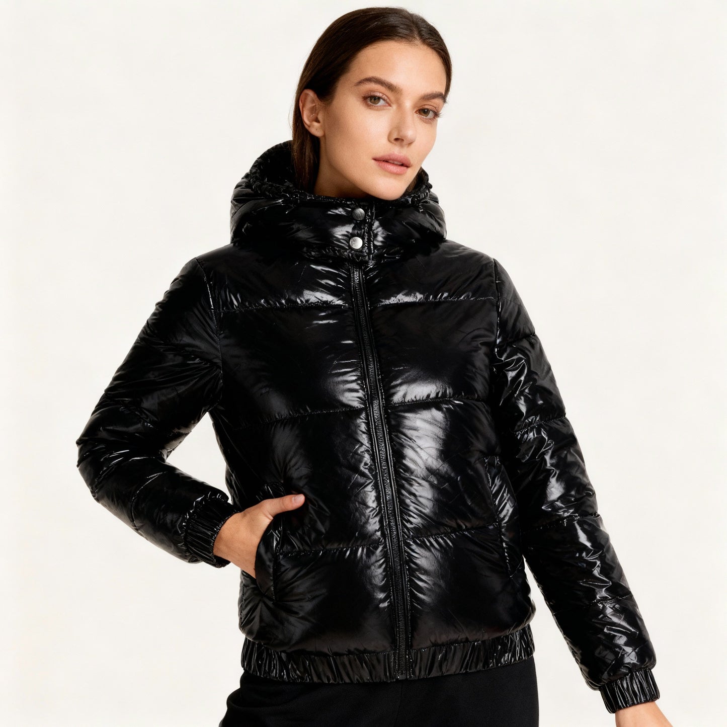 Damen glänzende Winterjacke mit Kapuze – Wasserabweisend & Wärmeisoliert – Amawinc