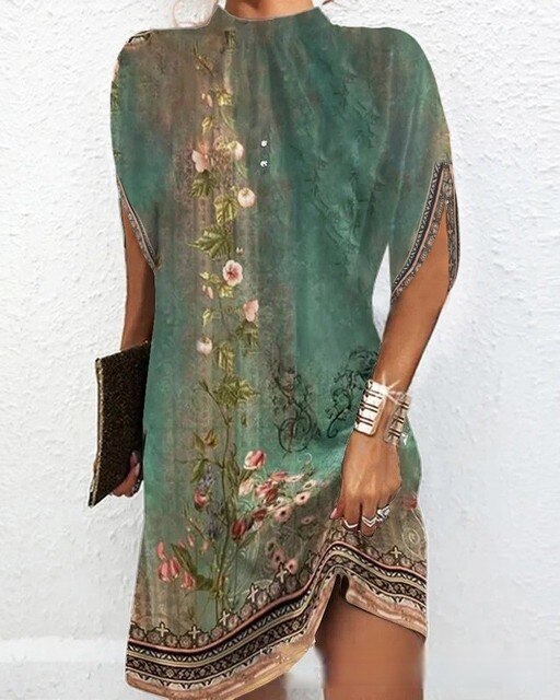 Modernes Kleid mit Fledermausärmeln: Katharina