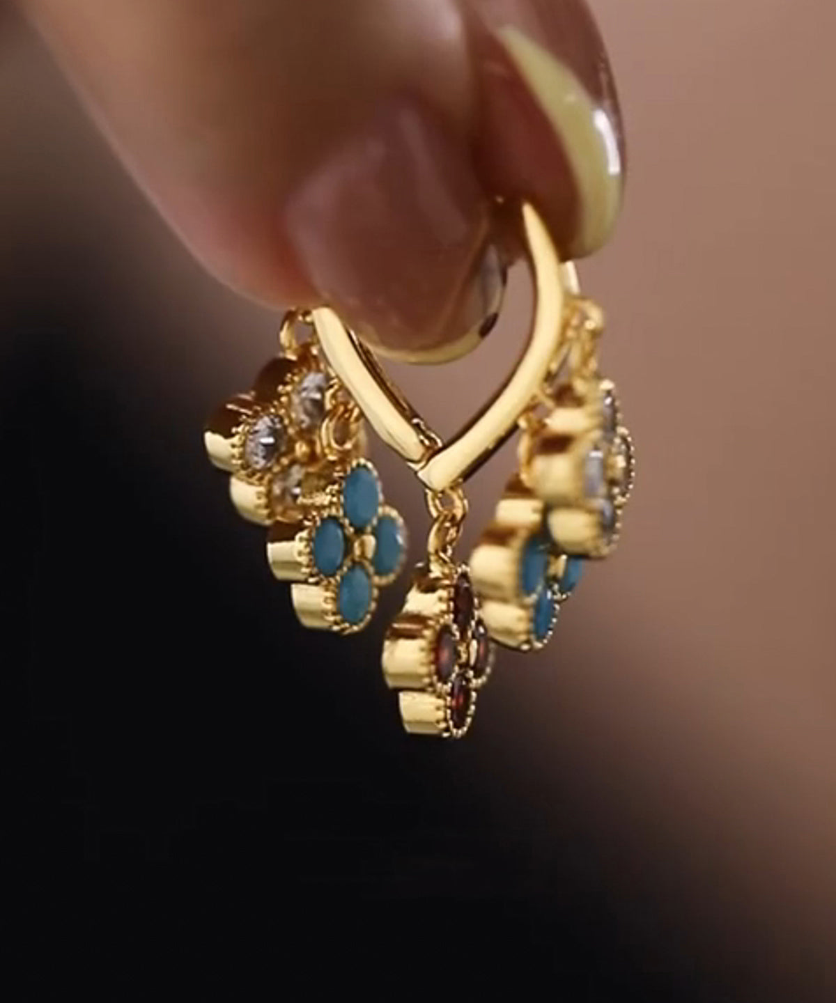 Boucles d'oreilles pendantes en forme de trèfle à quatre feuilles en cuivre arc-en-ciel - Amawinc