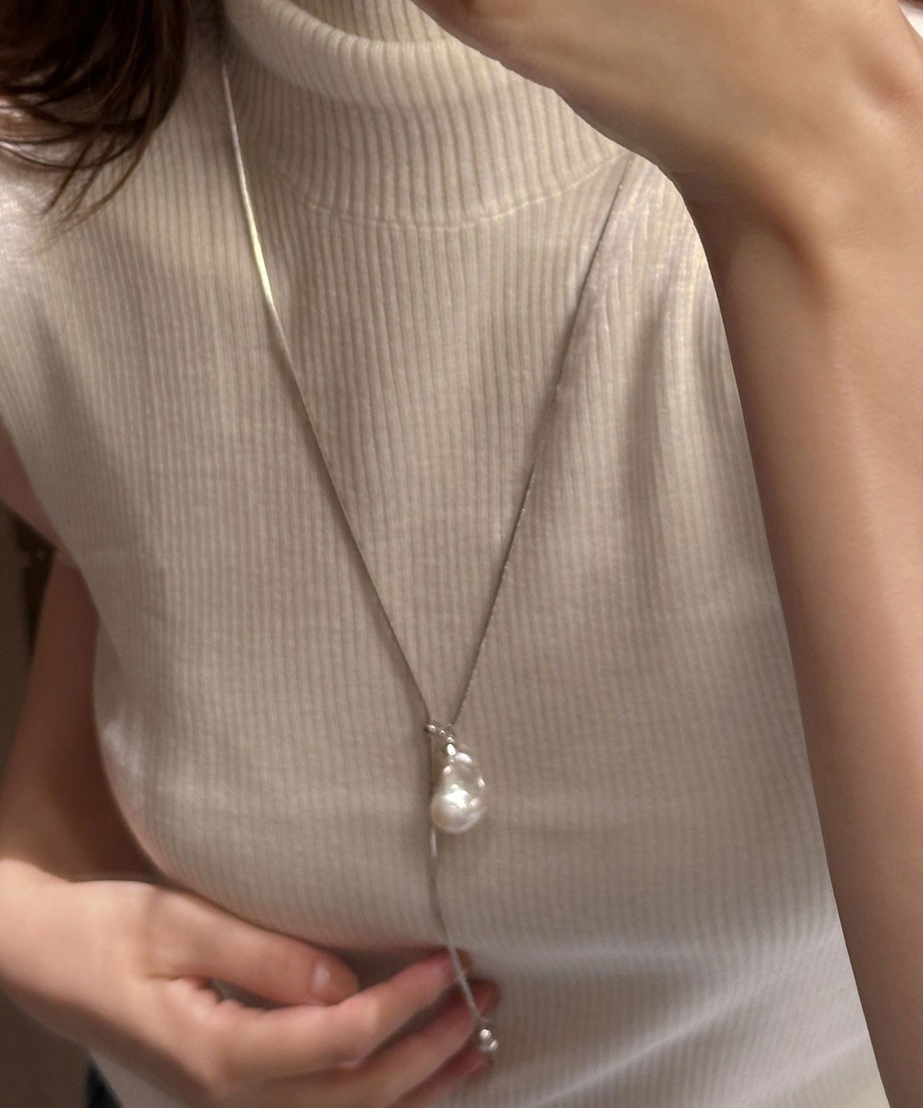 Collier avec pendentif en argent sterling et perles en soie fine - Amawinc