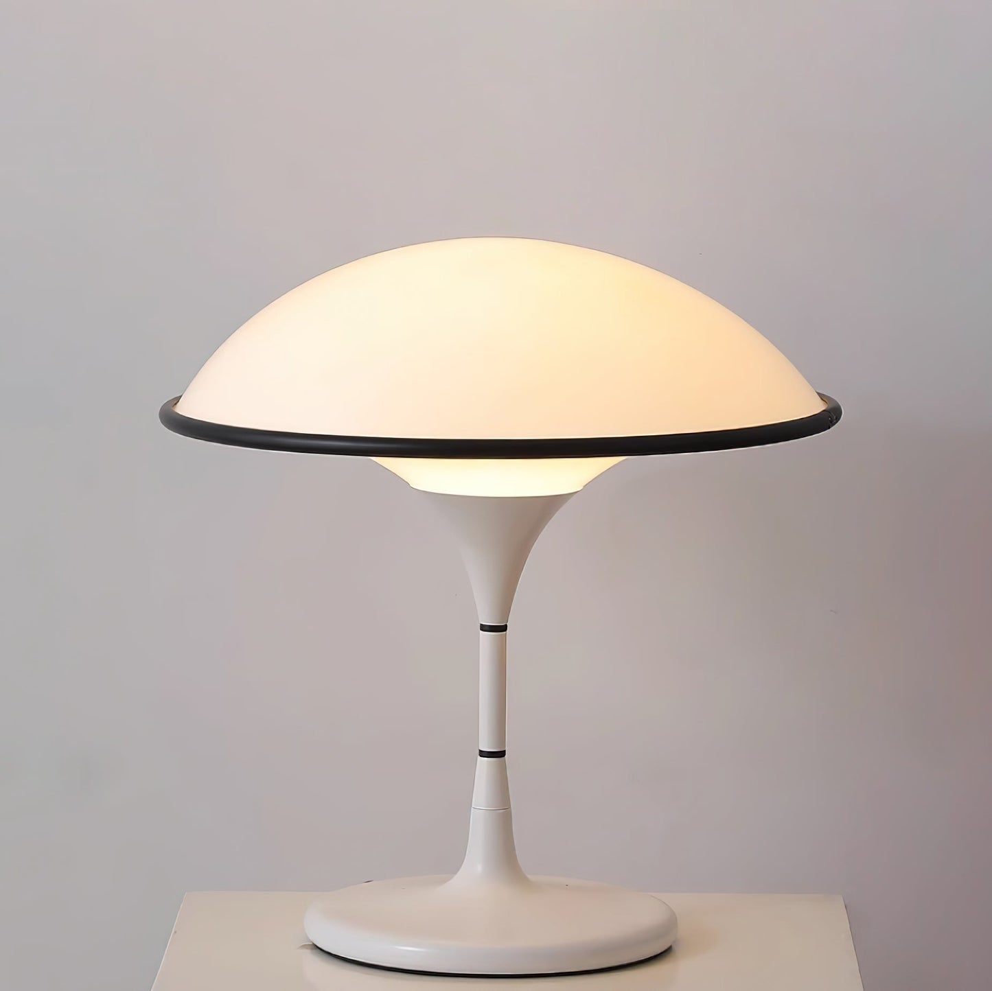 Table Lamp Fontana
 - OnyxLampen